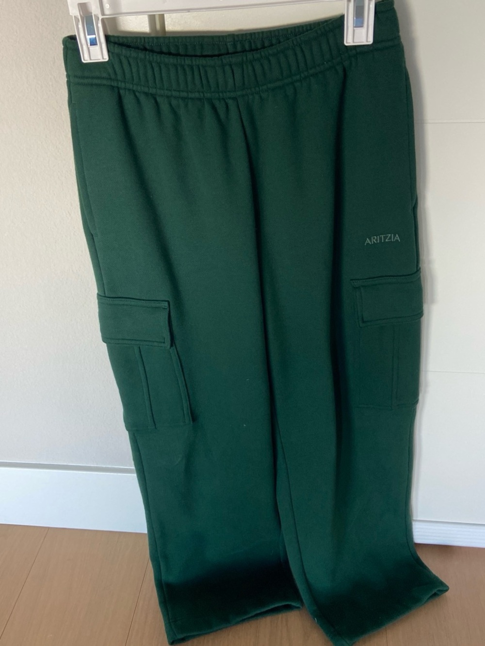 Aritzia Stonepine Green Mega Cargo Sweatfleece Pants